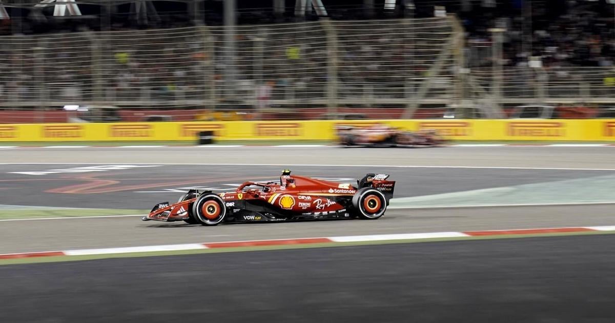 Sainz enjoys racing again in his last F1 season with Ferrari after overtaking his teammate Leclerc [Video]