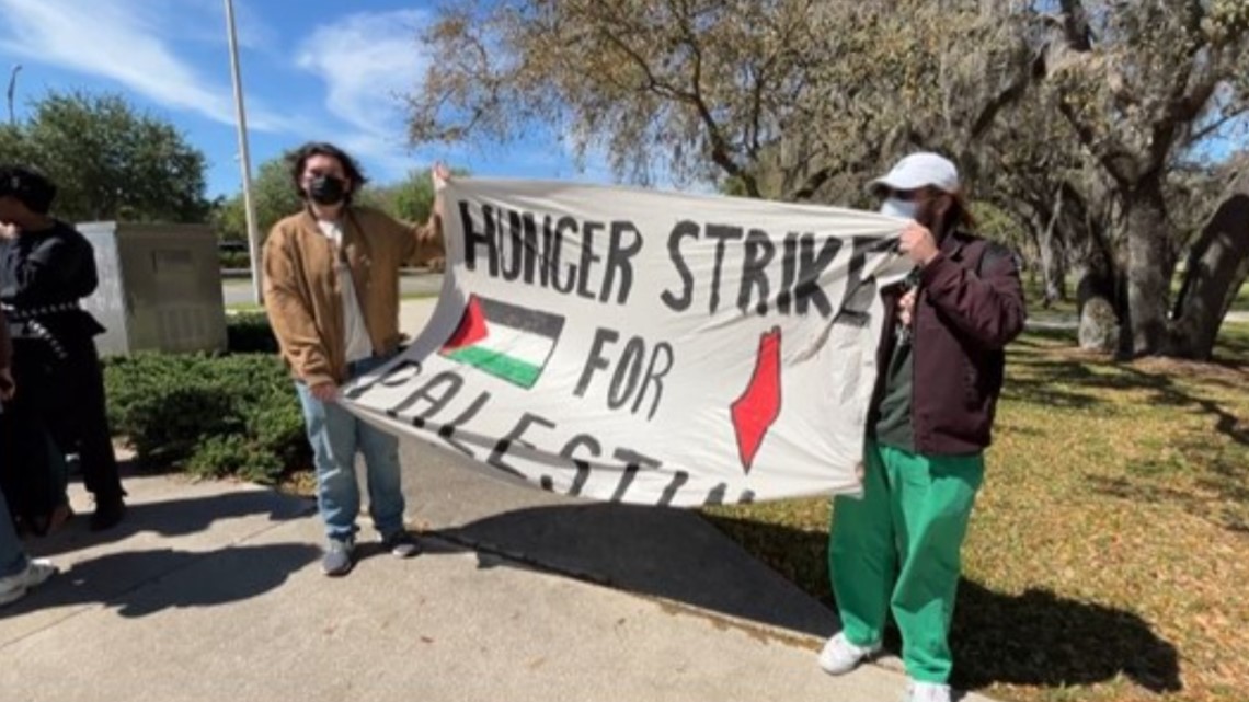 18 USF students join hunger strike for Palestine [Video]
