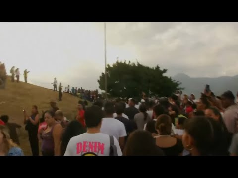 Venezuelans re-enact Way of the Cross in the Petare neighbourhood [Video]