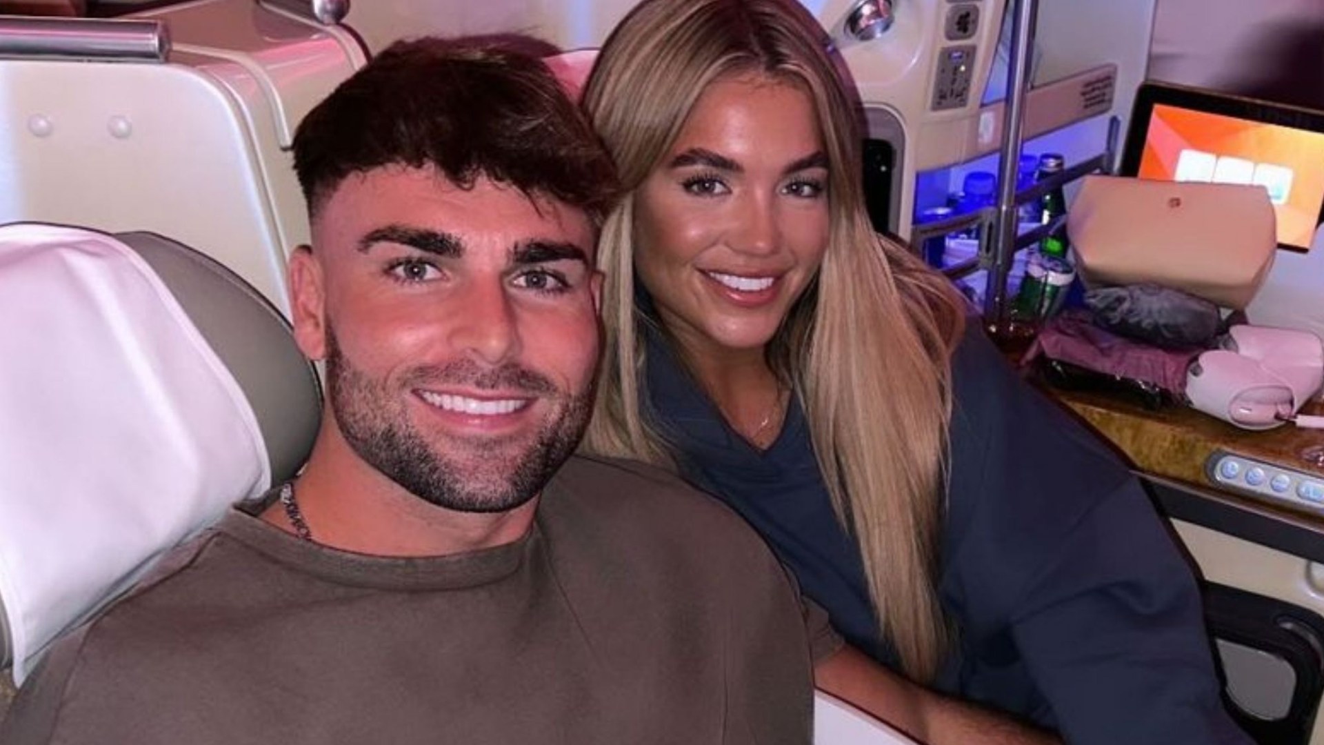 Love Island’s Molly and Tom splash out on 15k first class flight to Dubai after winning 50k prize [Video]