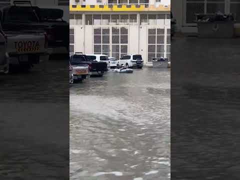 #Dubai floods:Trapped people use rubber boats after record rainfall [Video]