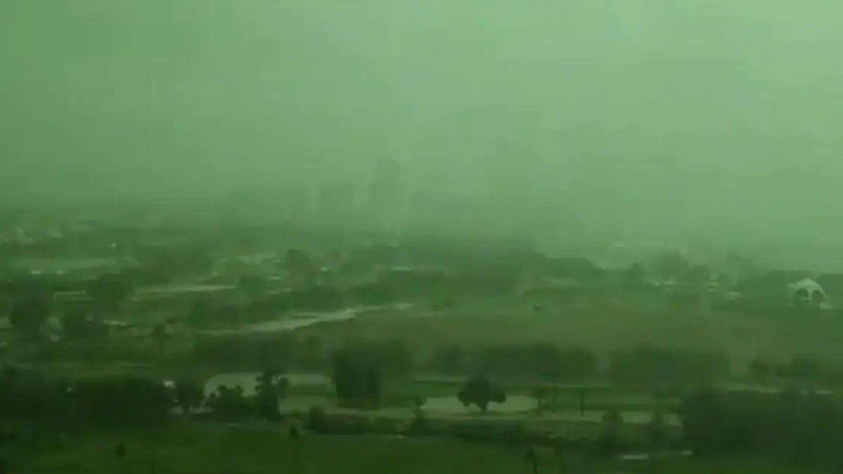 Viral Video: Sky Turns Green In Dubai As Heavy Rain And Thunderstorm Lash UAE