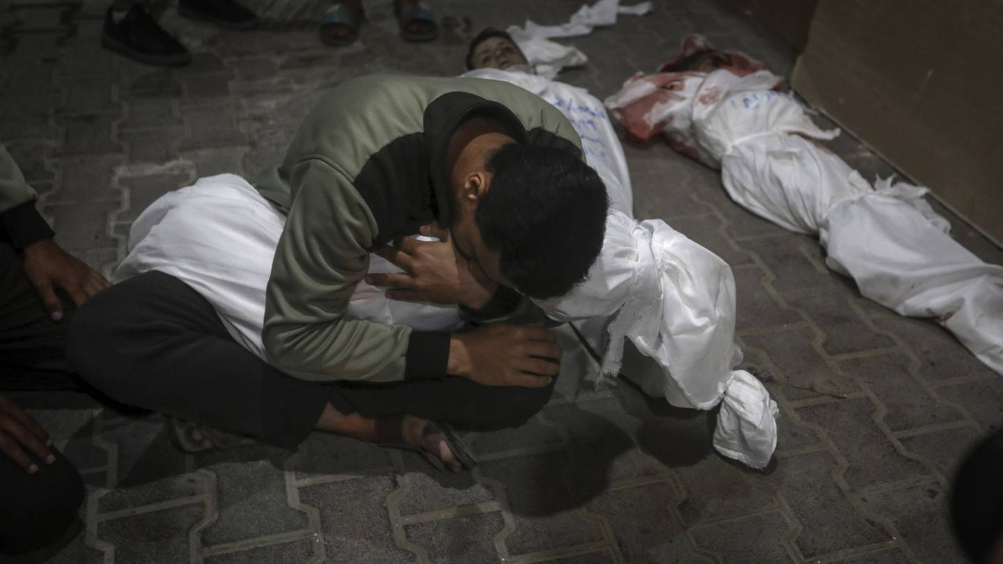 An Israeli airstrike in Gaza’s south kills at least 9 Palestinians in Rafah, including 6 children  WSB-TV Channel 2 [Video]