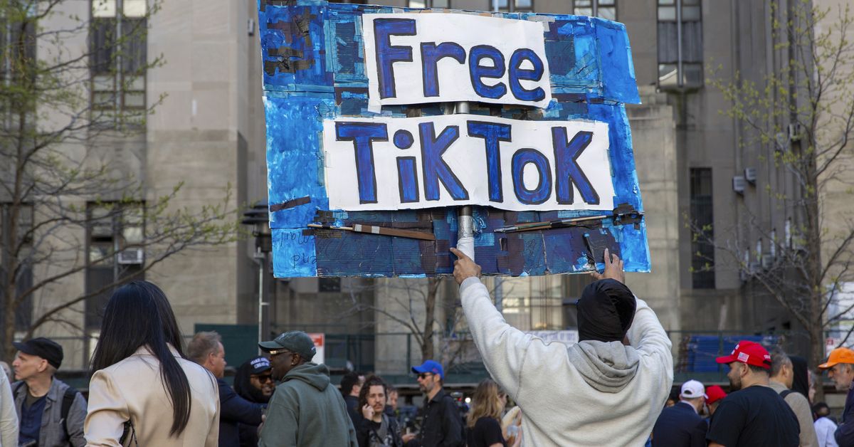 Another TikTok ban bill passes US Congress [Video]