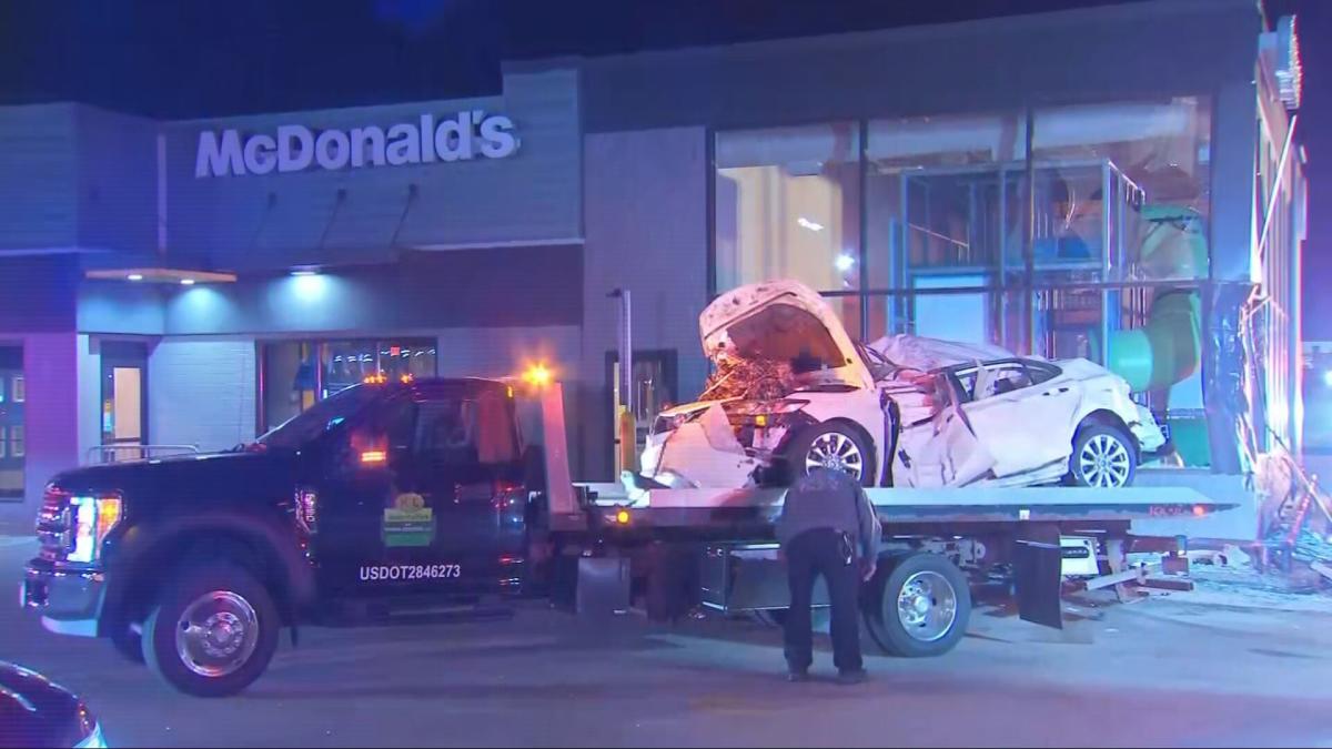 Driver hurt when car goes airborne, crashes into West Mifflin McDonalds [Video]