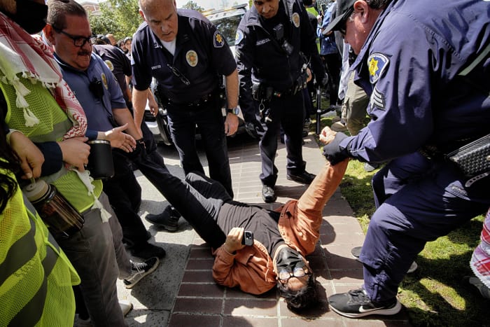 Columbia University cites progress with Gaza war protesters after encampment arrests [Video]