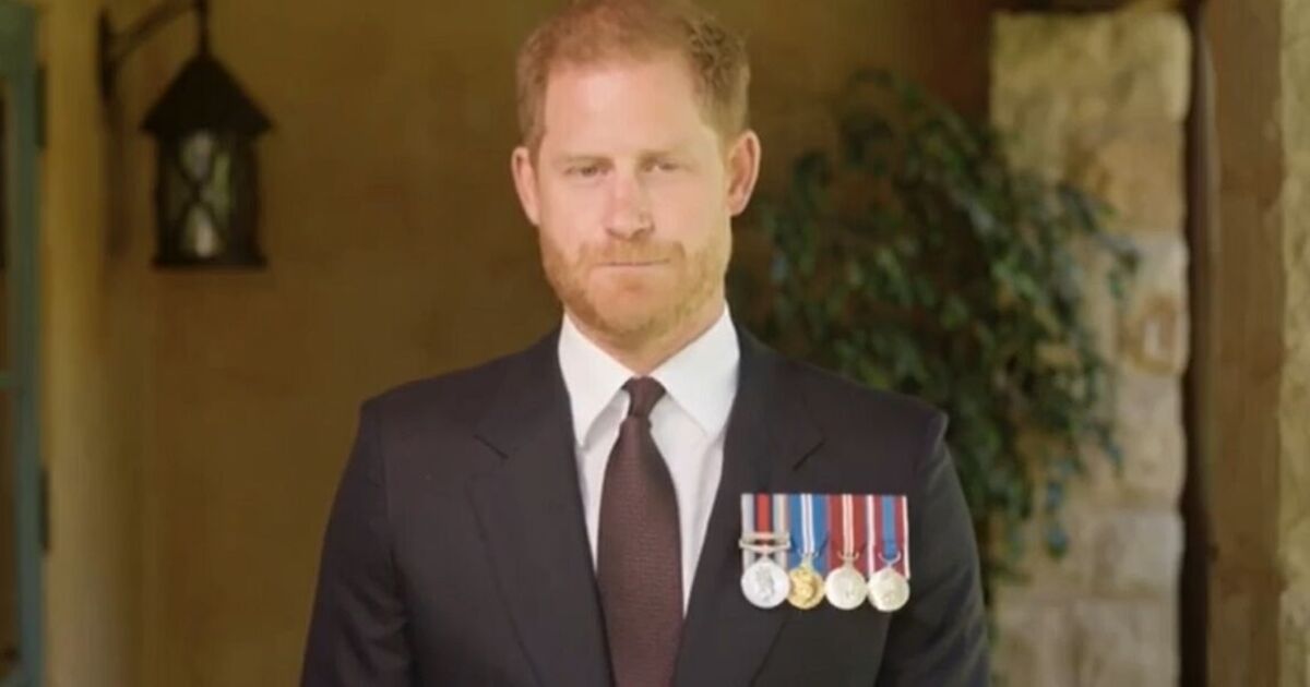 ‘Moron!’ Prince Harry blasted as he dons British military medals in new video | Royal | News