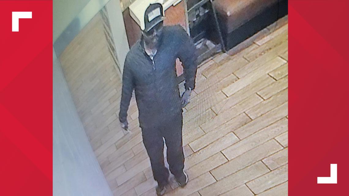 Lebanon police looking for armed robbery suspect [Video]
