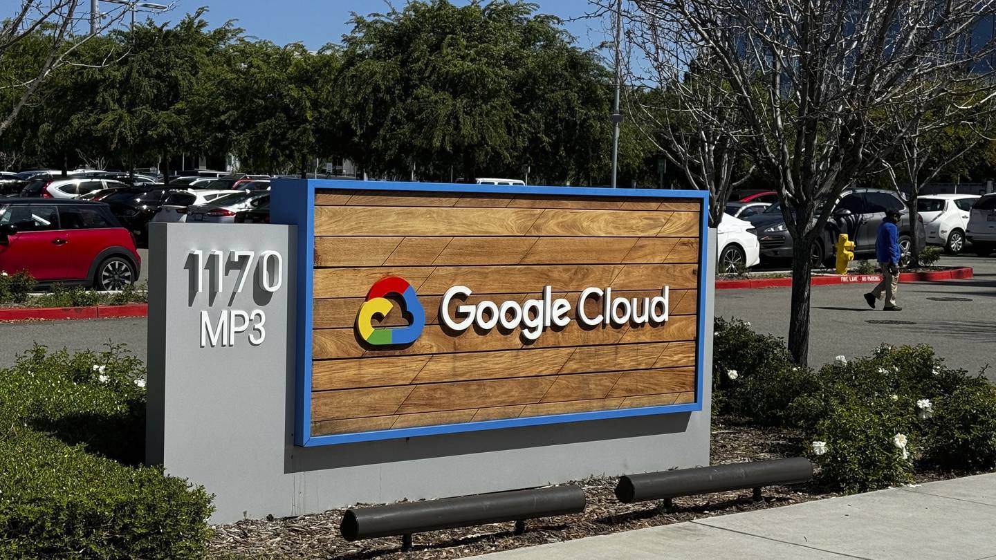 Fired Google workers ousted over Israeli contract protests file complaint with labor regulators  WSB-TV Channel 2 [Video]