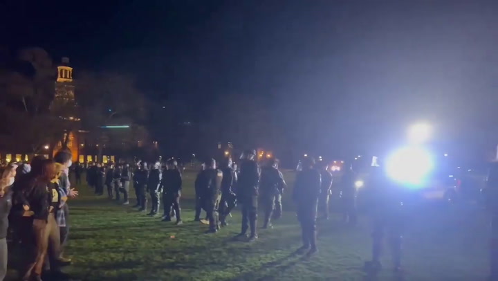 Gaza protesters face off with police at Dartmouth College | News [Video]