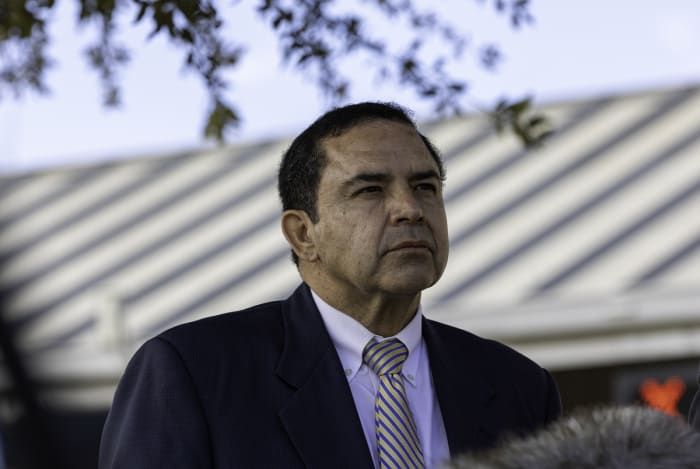 Texas Congressman Henry Cuellar indicted on charges of bribery, money laundering [Video]