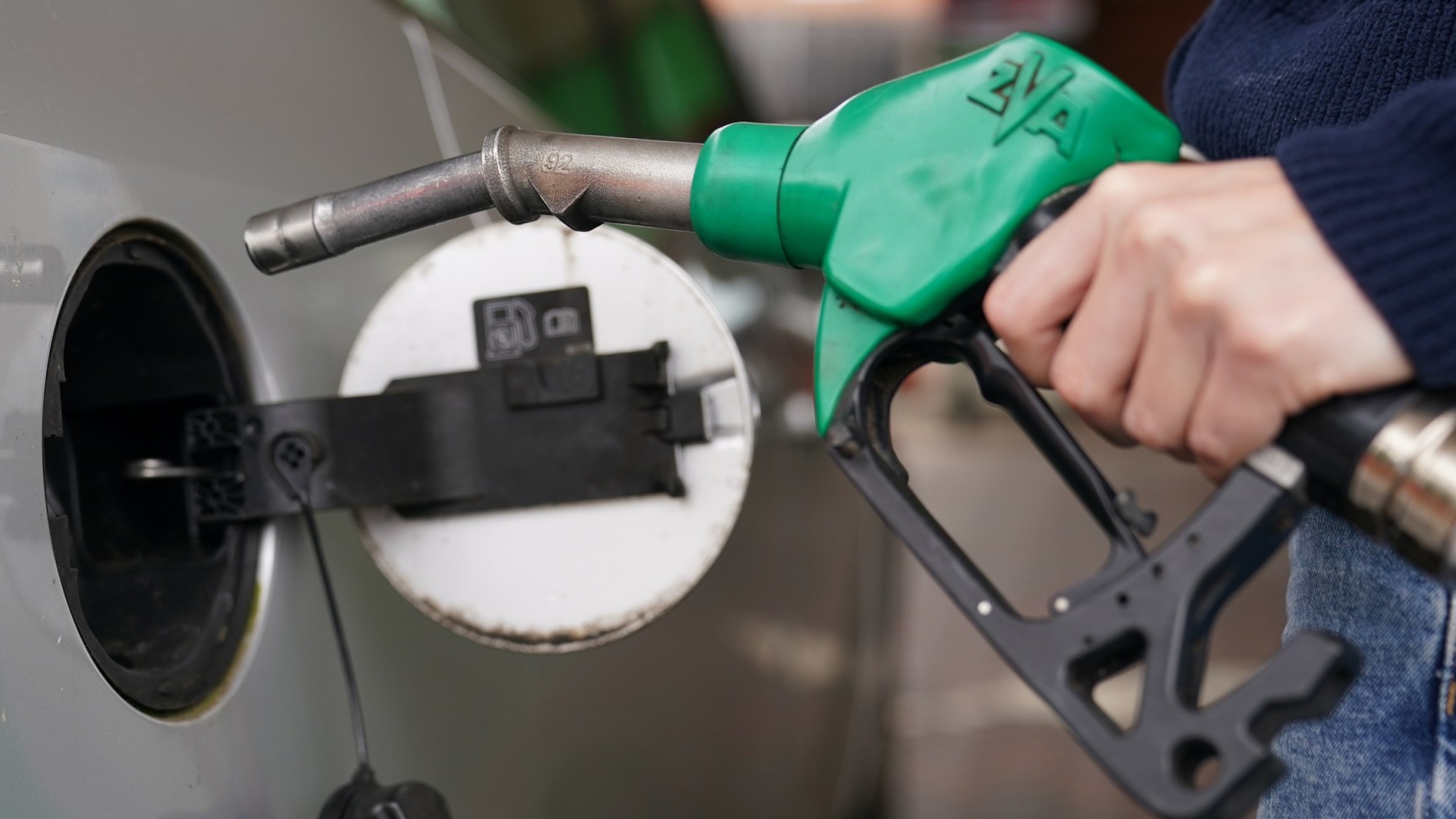 Blow to motorists as cost of fuel rises AGAIN due to tensions in Middle East [Video]