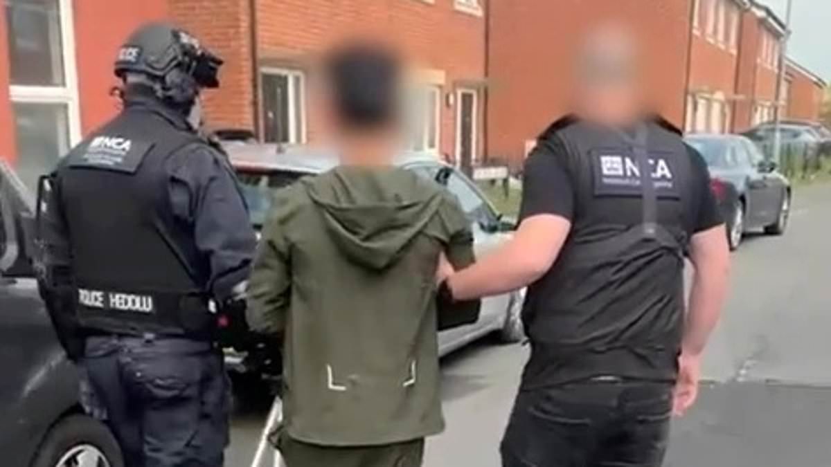 Moment Britain’s FBI arrest suspected people-trafficker ‘from Iraq’, 38, accused of organising small boat Channel crossings [Video]