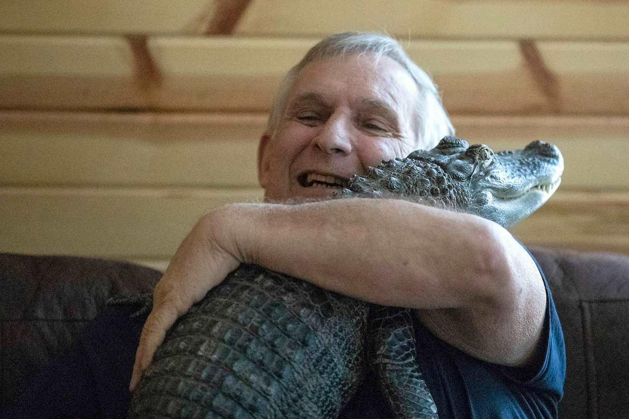 Wally the alligator, beloved emotional support pet from Pa, missing for weeks [Video]