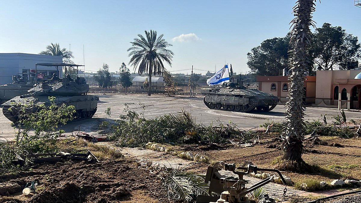 World holds its breath as Israel tanks roll on Rafah: Jerusalem vows vast new ground invasion after rejecting Hamas ceasefire deal [Video]
