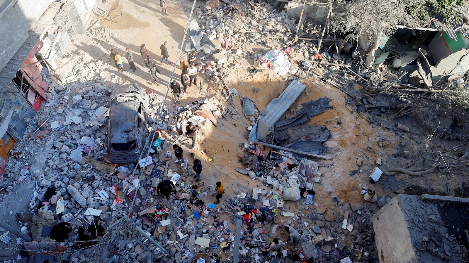 Destruction in Gaza: Side-by-side aerial look at the Israel-Hamas war’s devastating damage [Video]