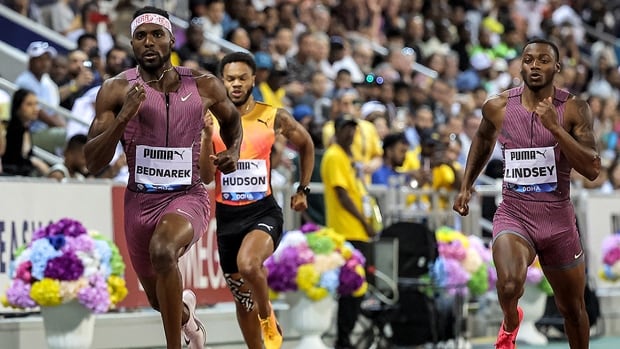 Kenny Bednarek leads Americans to 1-2-3 finish in 200m sprint at Doha Diamond League [Video]