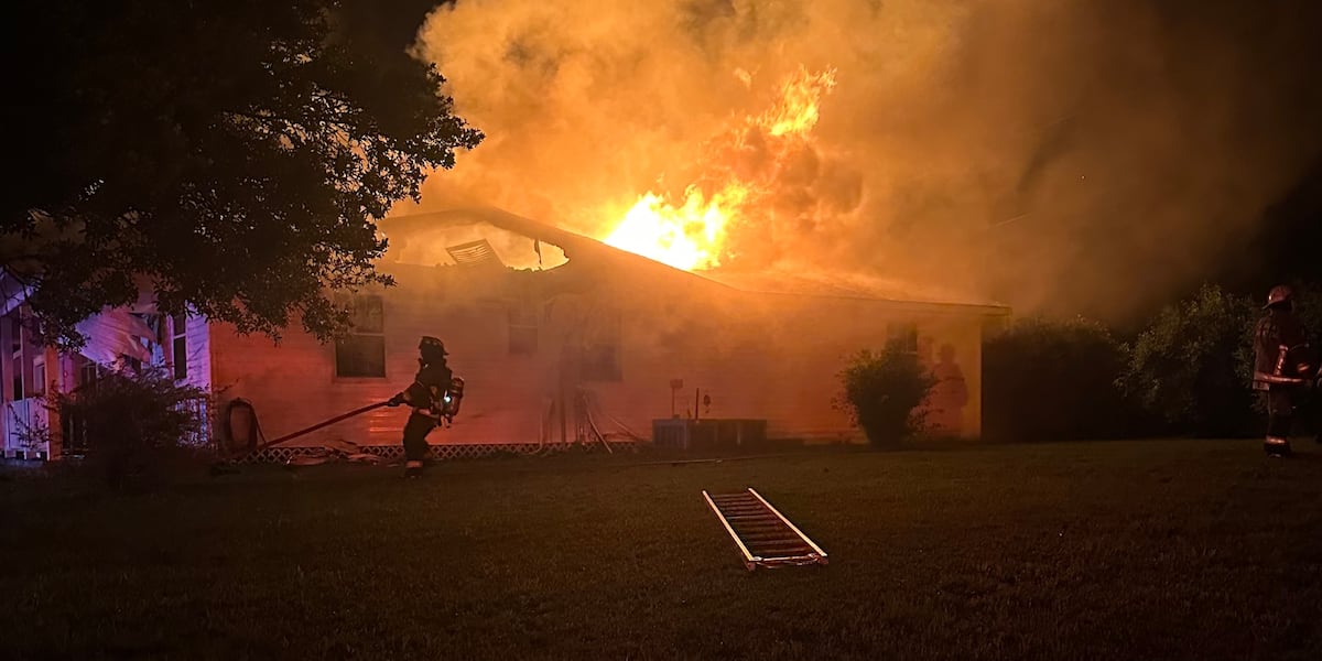 House in Jones Co. destroyed by fire following alleged lightning strike [Video]