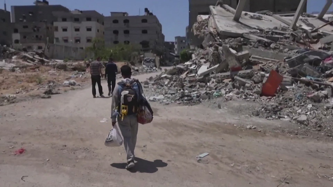 Widespread panic in Rafah over fears of imminent Israeli invasion [Video]