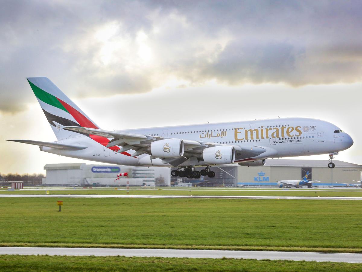 Emirates, the powerhouse Middle Eastern airline, is giving staff a bonus of 20 weeks’ pay after a blockbuster year [Video]