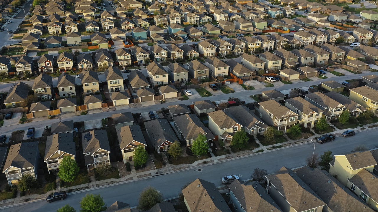 US home prices have surged 47% since the start of 2020 [Video]