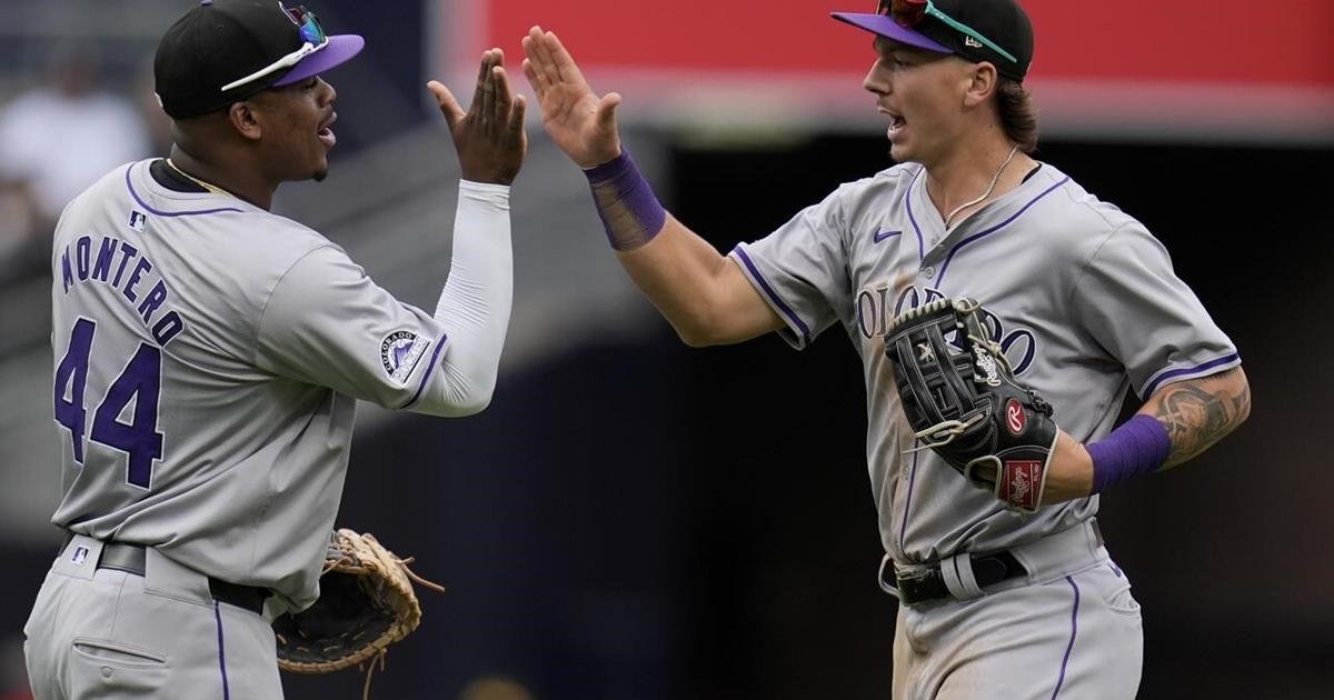Gomber and Beck lead Rockies past Padres 8-0 for 3-game sweep and 7-game win streak [Video]