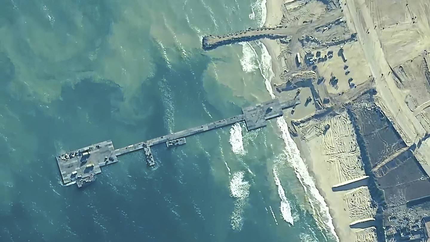 US military says first aid shipment has been driven across a newly built US pier into the Gaza Strip  WSB-TV Channel 2 [Video]