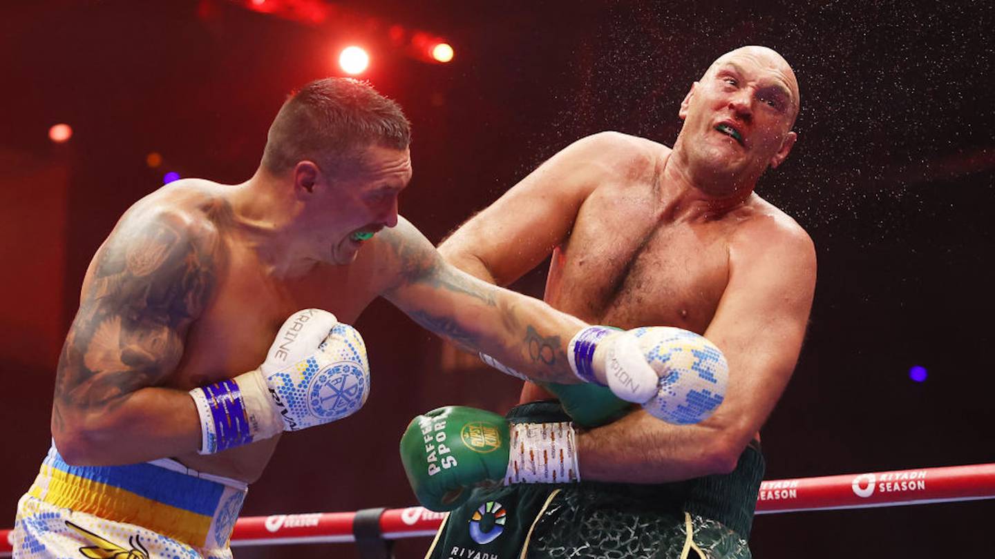 Oleksandr Usyk tops Tyson Fury in split decision to win undisputed heavyweight title  WHIO TV 7 and WHIO Radio [Video]