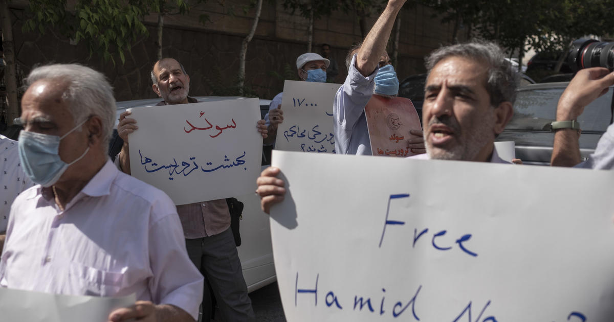 Iran and Sweden exchange prisoners in Oman-mediated swap [Video]