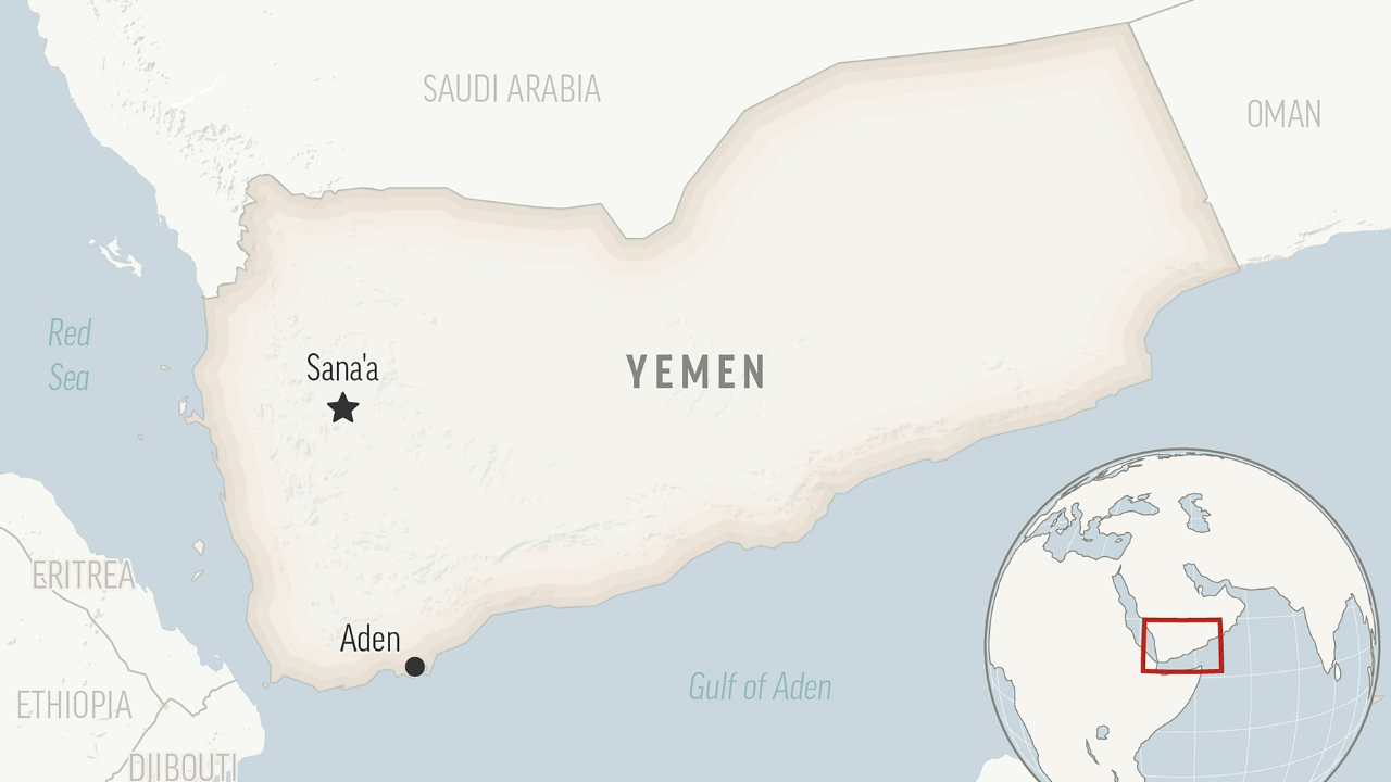 Houthis expand naval assaults, targeting ship far from previous strikes [Video]