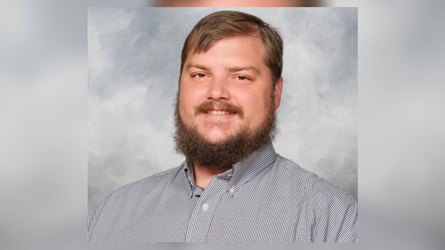 Local middle school teacher dies after injuries from car crash  WHIO TV 7 and WHIO Radio [Video]