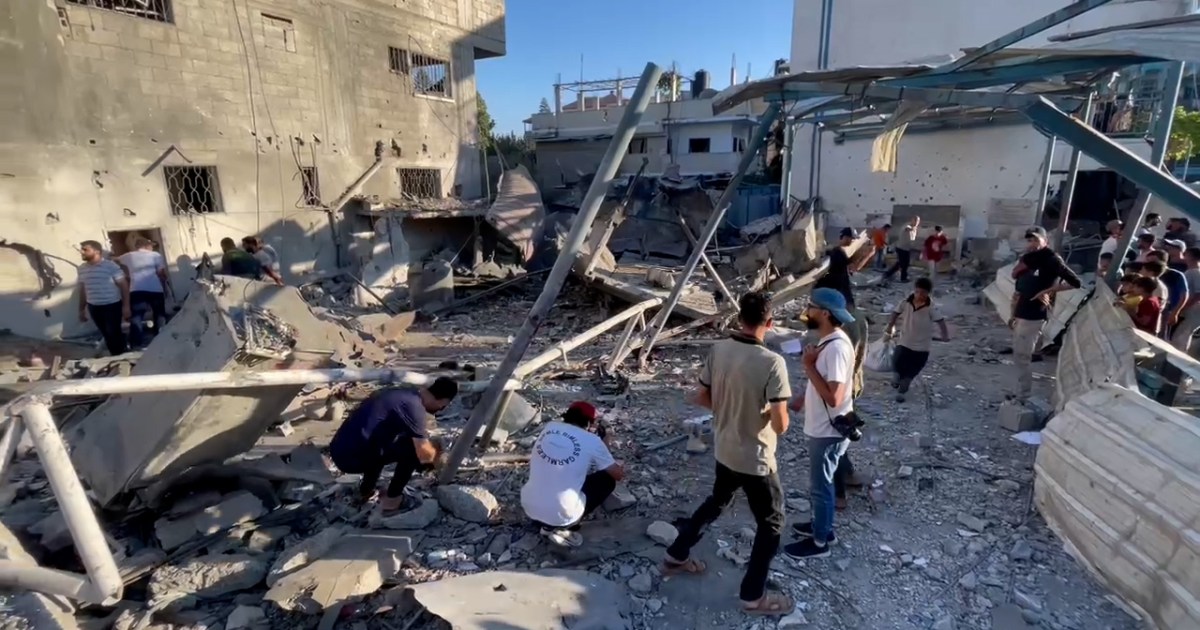 Israel bombs UNRWA school as Gaza war crosses nine-month mark | Gaza [Video]