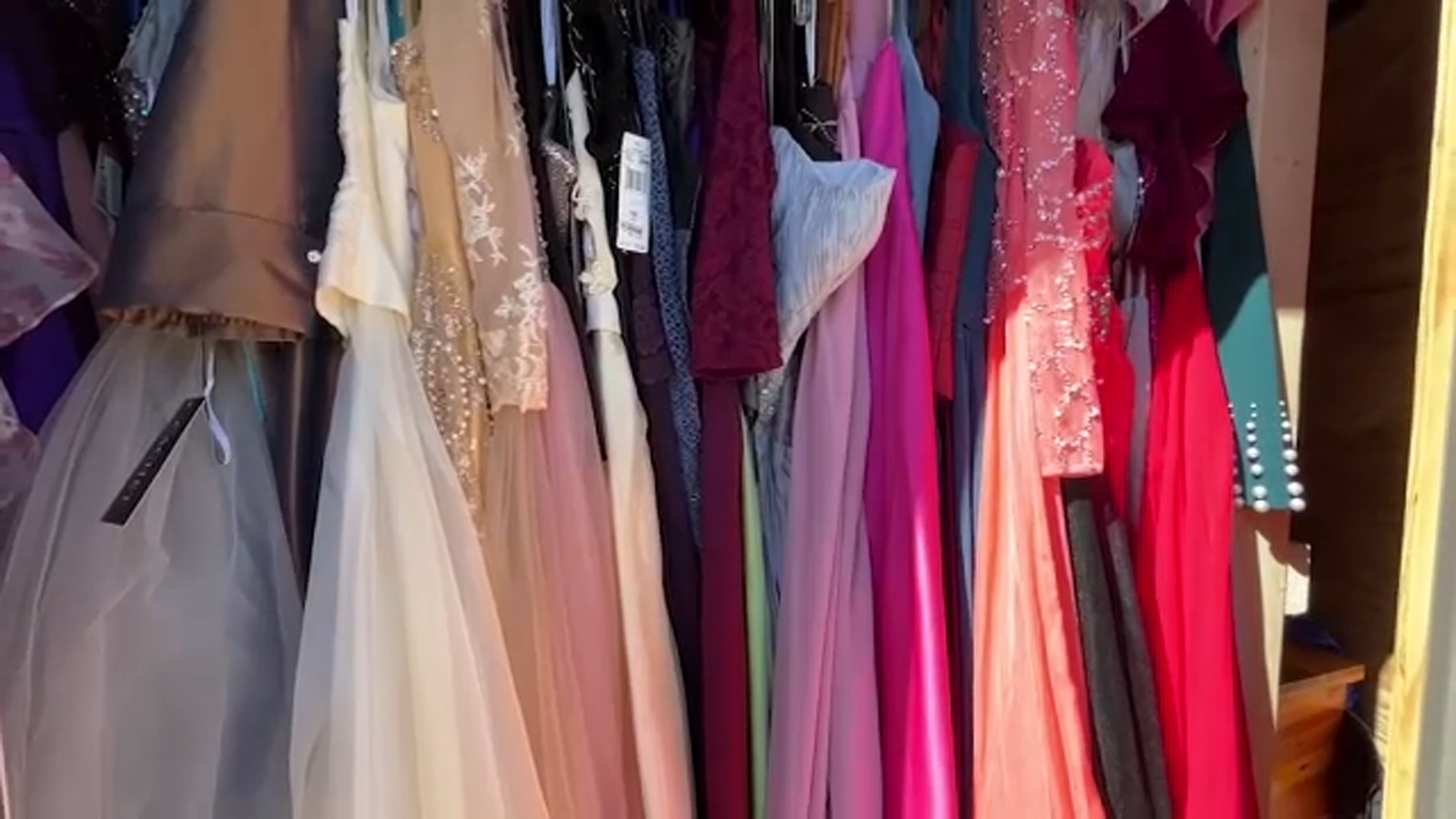Prom night 2024 | Former foster care student starts nonprofit to help teens dress to the nines for prom with free dresses [Video]