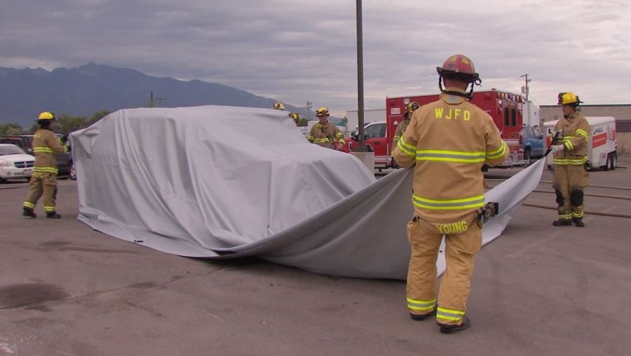 West Jordan firefighters now using fire blankets to combat electric vehicle fires [Video]